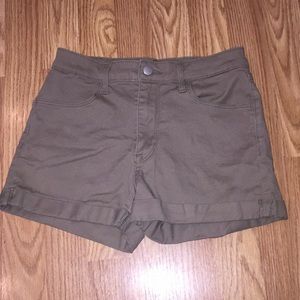 Regular waist denim shorts